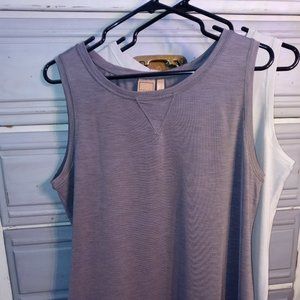 INDYGENA Clothing Lot (capris/(2) tanks)